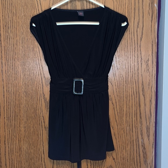 Wrapper Black Tank Top w/ Tie Back - Picture 5 of 5